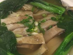 清汤牛爽腩-镛记酒家