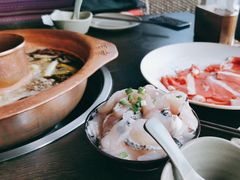 -滇釜火锅·能喝汤的火锅(车公庄店)