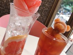 柚然自得的小美女-柠檬树茶餐厅(海雅缤纷城店)