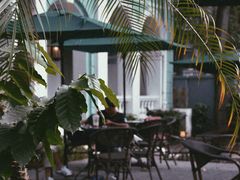 景观位-星巴克臻选(广州沙面店)