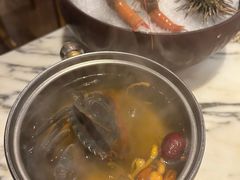 -雍和会海鲜姿造自助(湖东路店)