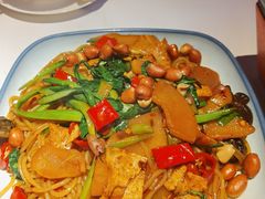 -柳喜辣·烧烤酒局(跃进总店)