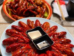 -沪小胖小龙虾(淮海中路旗舰店)