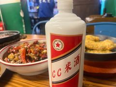 -堂瓦里·33年传统赣菜(第一街区店)