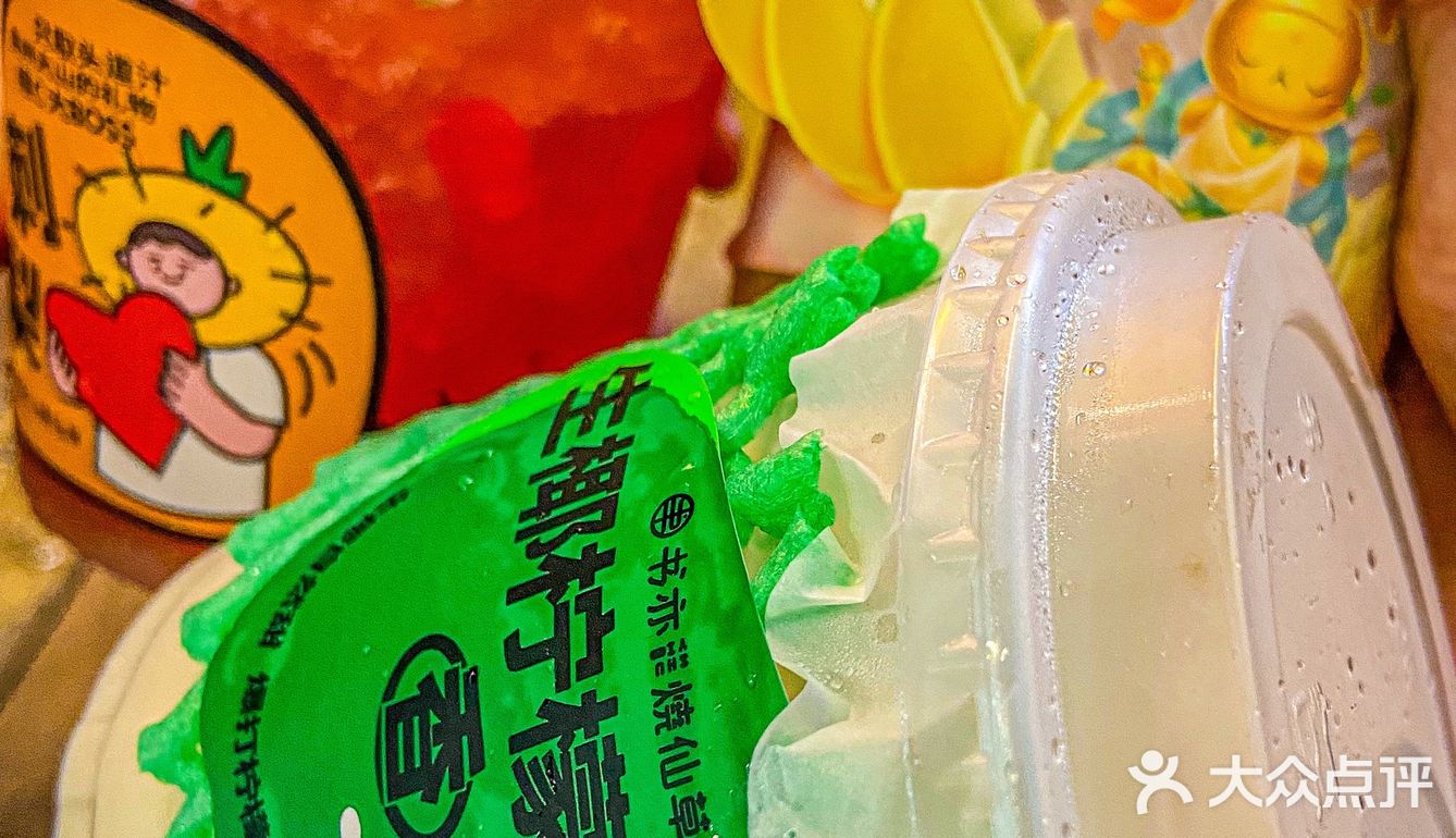 为什么没人推书亦的生椰柠檬撞奶？太喜欢