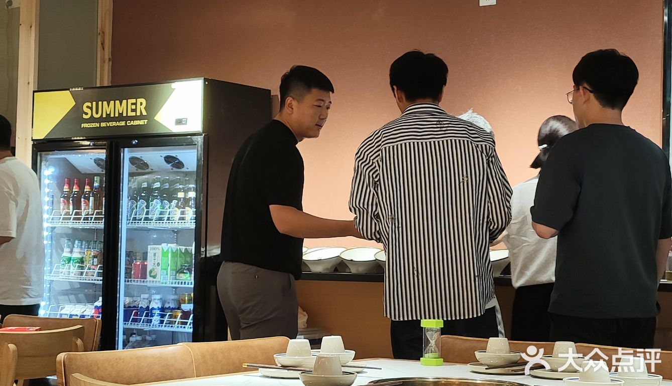今天喝汤[胜利]换季啦来碗牛肉养生汤🥣