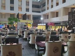 -朗丽兹自助餐厅