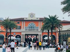 -佛罗伦萨小镇广佛名品奥特莱斯(疏港路店)