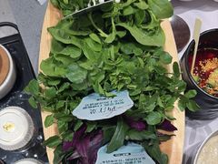 -红鼎豆捞·非遗鲍皇汤火锅(宝丰路店)