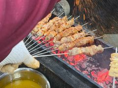 -三个大叔烤羊肉串·炭炉砂锅菜(西三旗店)