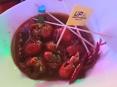 -UP嘻哈酒吧(粉巢店)