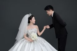-雅云婚纱摄影工作室旗舰店