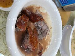 -鹏城人家海鲜酒家·23年老字号(较场尾店)