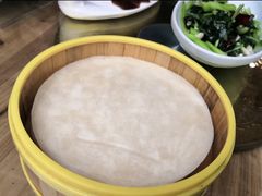 -阿瓦山寨·湘菜现炒·剁椒鱼头王(咸阳总店)