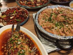 -临界音乐酒馆·小龙虾·江湖菜(华熙LIVE·鱼洞店)