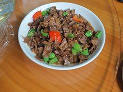 -芦茨金富饭庄·25年老字号·专做稻草鸡