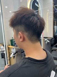 -七分屋LA·烫发·染发·剪发