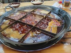 -正南齊北重庆老火锅(光华村直营店)