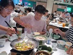 -费大厨辣椒炒肉(黄兴中心广场店)