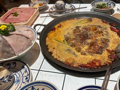 -旧街市鲜货老火锅(大光路店)