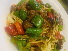 黑胡椒牛肉炒面-台北楚楚园馅饼粥(虹桥南丰城店)