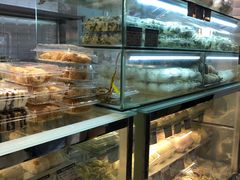 面包甜点陈列柜-白玉兰食品(甜云店)