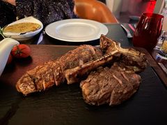 一公斤顶级丁骨牛排-恰餐厅及酒吧CHAR Bar & Grill(北京三里屯洲际店)
