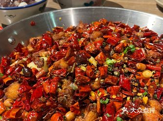 「山城辣子鸡」辣度刚刚好，本来不是那么可以吃辣