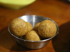 -BHC炸鸡(明洞总店)