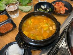 -肉甲韩国木炭烤肉(新壹街1店)