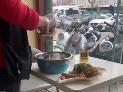 -覃记海鲜美食餐厅