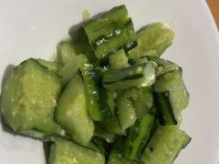 -渝信川菜 · 川味家常菜(财富购物中心店)