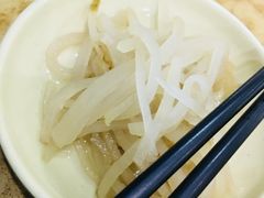 -丽虹云南过桥米线(兴工街店)