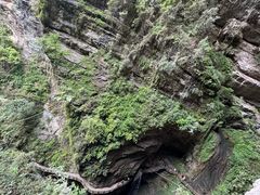 -龙水峡地缝景区