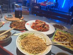 -肥肥虾庄·金牌油焖大虾(杨园滨江时代walk店)