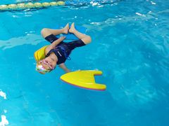 -阳光国际游泳培训基地