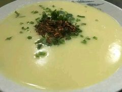 -山珍王国·云南野生菌石锅鱼