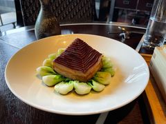 金牌扣肉配玉米饼-杭州西子湖四季酒店·金沙厅