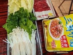-沙胆彪炭炉牛杂煲(成都玉林店)