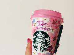 樱花味拿铁星巴克-盒马鲜生(大成店)