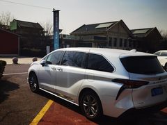 -藁城北服务区-停车场