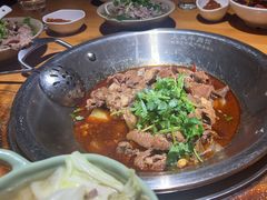 -大众跷脚牛肉馆·非遗传承单位(峨眉山店)