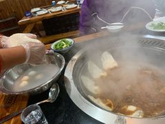 -三里屯土灶炖公鸡地锅鸡(江东店)