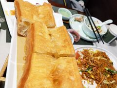 招牌超大油条-悦满楼·西关名点·湛江名菜(航空综合大厦店)