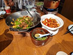 -老湘村·湖南土菜(天河维多利店)