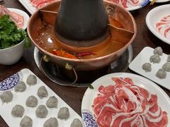 -楼外楼大刀肉传统火锅居(幸福街店)