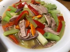 -自贡盐帮菜·玩辣餐厅(樱花园西街店)