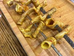 -乡村馕坑肉·烧烤·新疆菜·本地人更爱吃(阿勒泰首店)