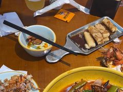 -休记光头香辣蟹干锅(绵竹店)