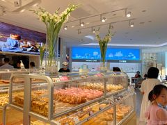面包甜点陈列柜-好利来(SM空港店)